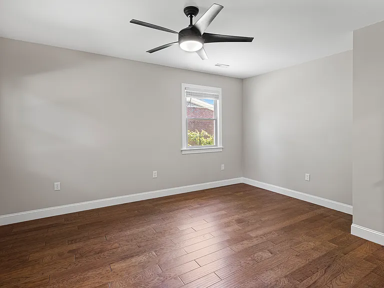 502 Freeman St — Photo 24
