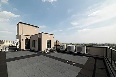 Rented by Twin Group