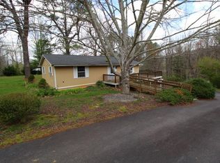 112 Walnut Cove Rd, Franklin, NC 28734