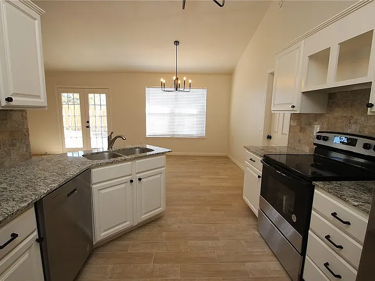 1601 SE Audry Ln — Photo 6