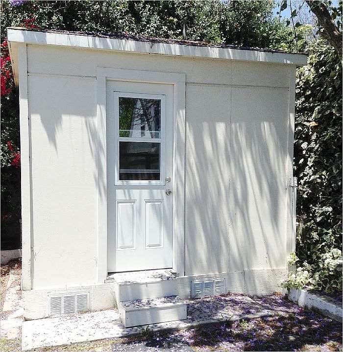 2nd image of 4859 Orinda Ave