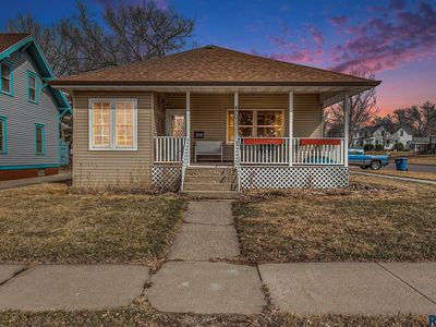 420 NE 6th St, Madison, SD, 57042