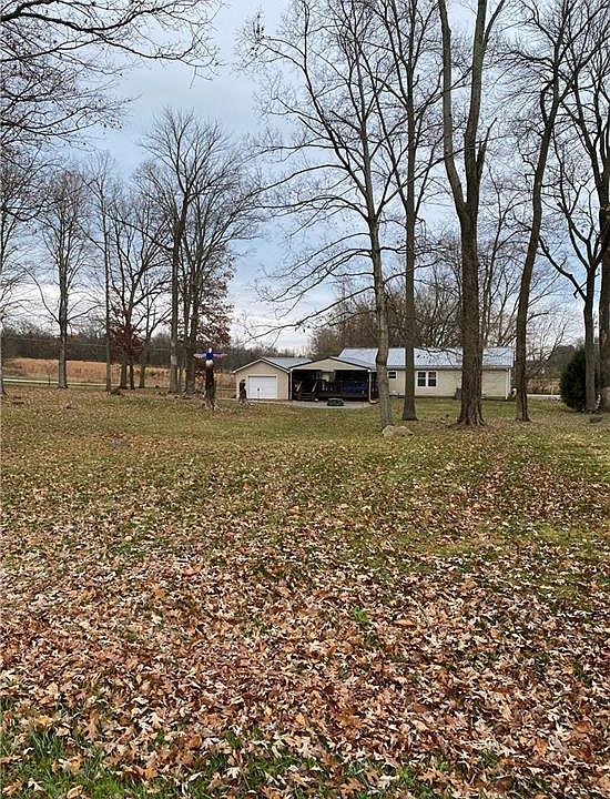1st image of 275 E Woodlawn Dr