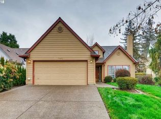 17960 SW 111th Ave, Tualatin, OR 97062