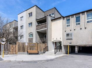 1055 Dundas St E UNIT 222, Mississauga, ON L4Y3X6