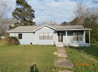 1004 N Park Ave, Columbia, MS 39429