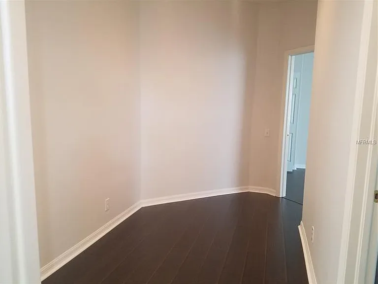 508 Cedar Woods Dr — Photo 18