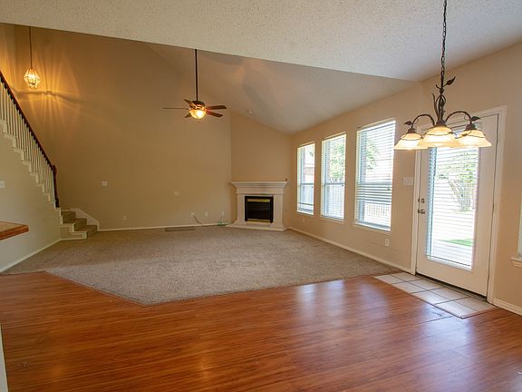 4th image of 1309 Rosebrook Dr