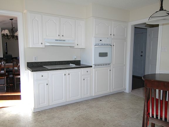 4th image of 602 Handley Acres Dr