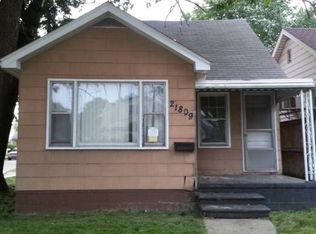 21809 Mac Arthur Blvd, Warren, MI