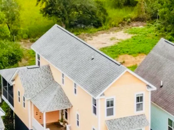 1024 Hunley Waters Cir, North Charleston, SC 29405