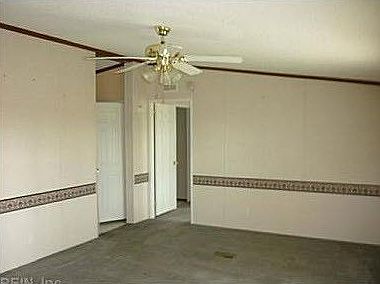 2nd image of 10301 White Hill Trl