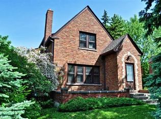 416 Loudon Rd, Riverside, IL 60546