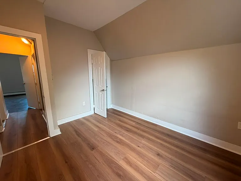 24 Shelter St #2A — Photo 5