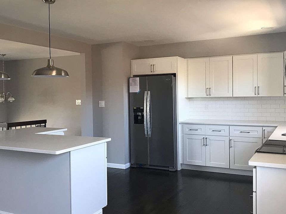 1st image of 217 Clocks Blvd