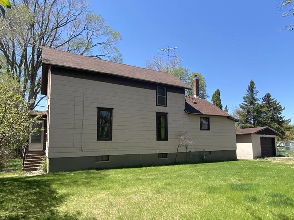 300 4th Ave, Menominee, MI 49858