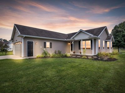 32777 Zinfandel Ave, Paw Paw, MI, 49079