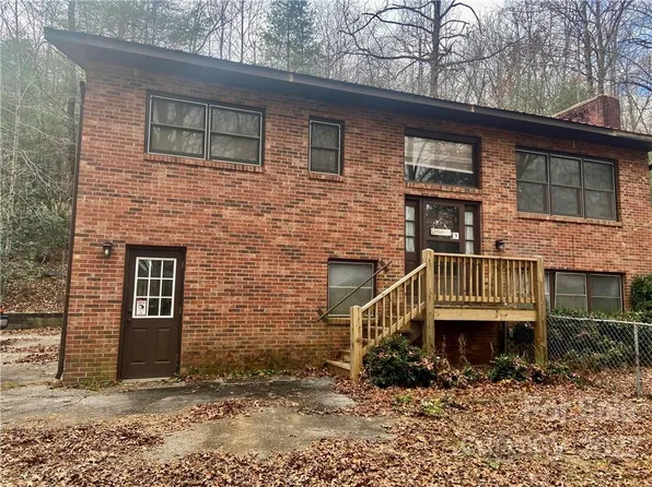 4286 Old Us Highway 25, Zirconia, NC 28790