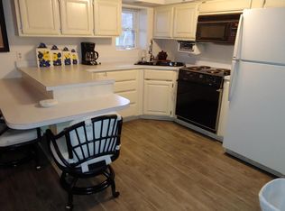 235 Spruce Ln, Branson, MO 65616