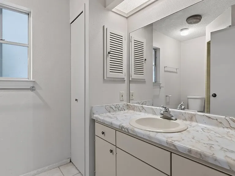 143 Forrest Trl — Photo 20