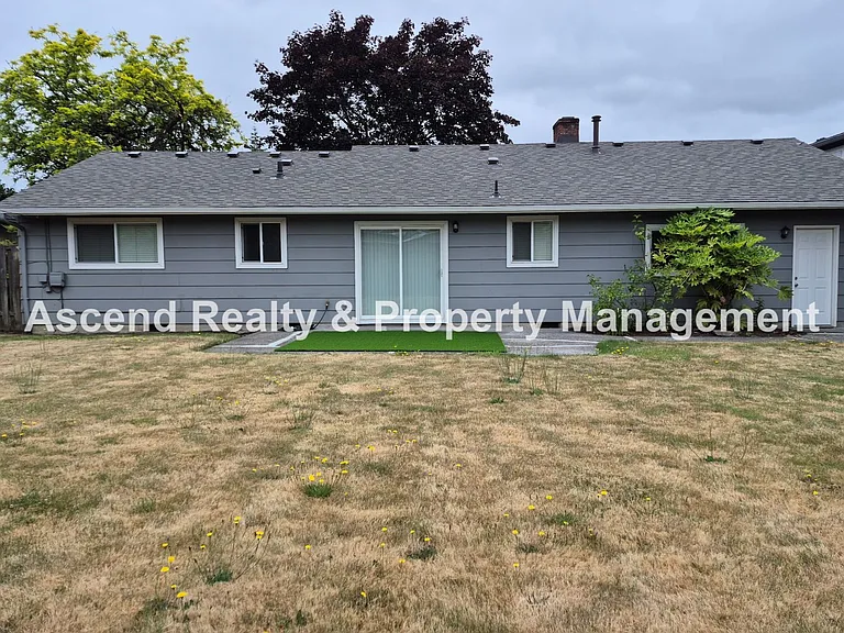 1490 NW 137th Ave — Photo 22