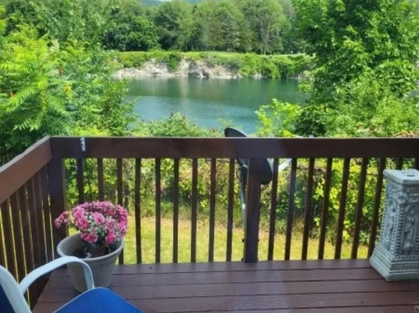 3 Spruce Hills Ct #3, Hamburg Boro, NJ 07419