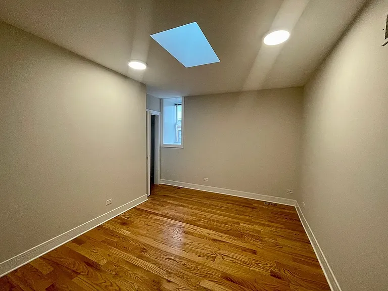 1800 S Throop St #2C — Photo 7