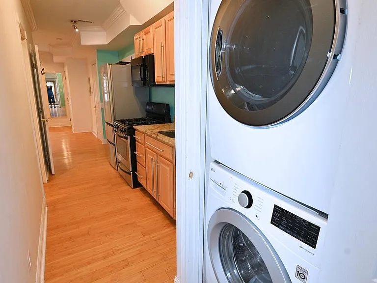 550 Hobart Pl NW #2 — Photo 16