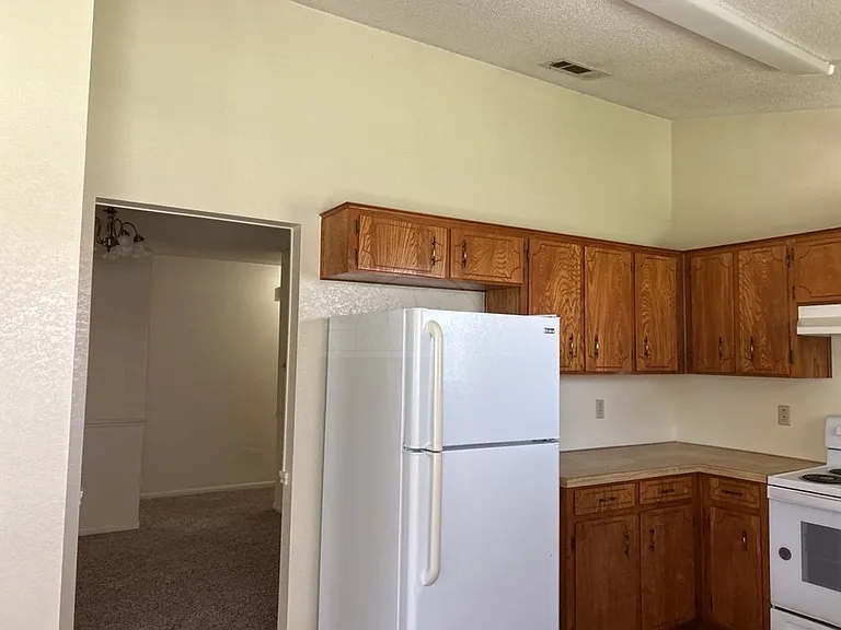 3319 Westrim Dr — Photo 10