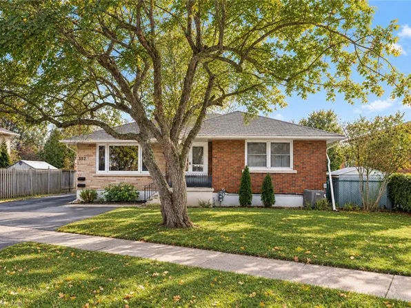 557 Lake St, Saint Catharines, ON L2N 4J1