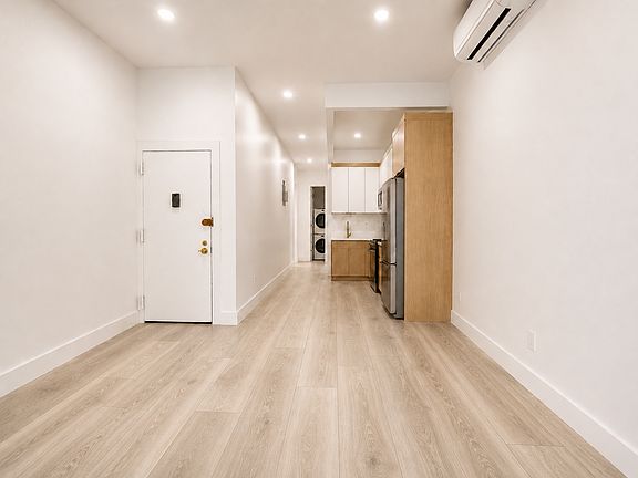 2nd image of 613 Sterling Pl #3R