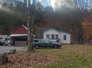 1038 W River Rd, Brattleboro, VT 05301