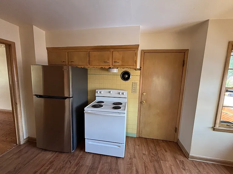 8708 W Burleigh St #4 — Photo 4