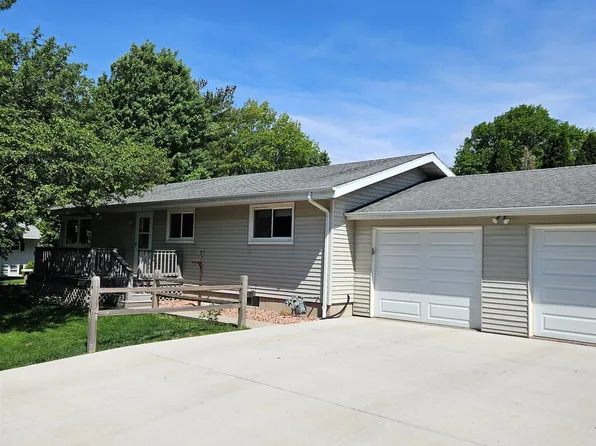 532 S 2nd Ave, Danville, IA 52623