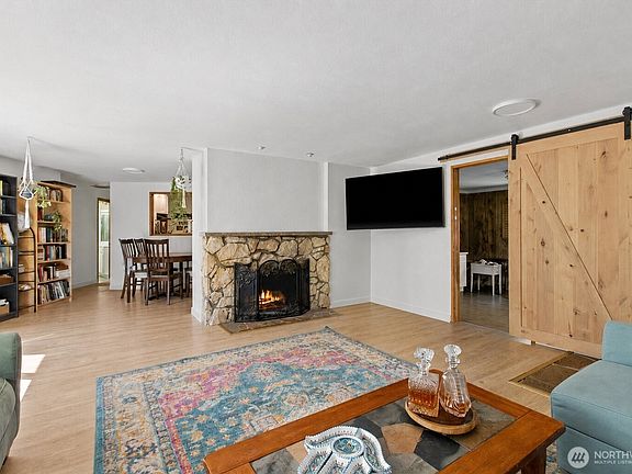 3rd image of 30841 52nd Avenue S