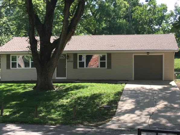 3715 N Walrond Ave, Kansas City, MO 64117