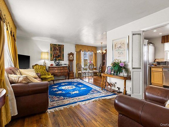 4th image of 7 Seton Avenue
