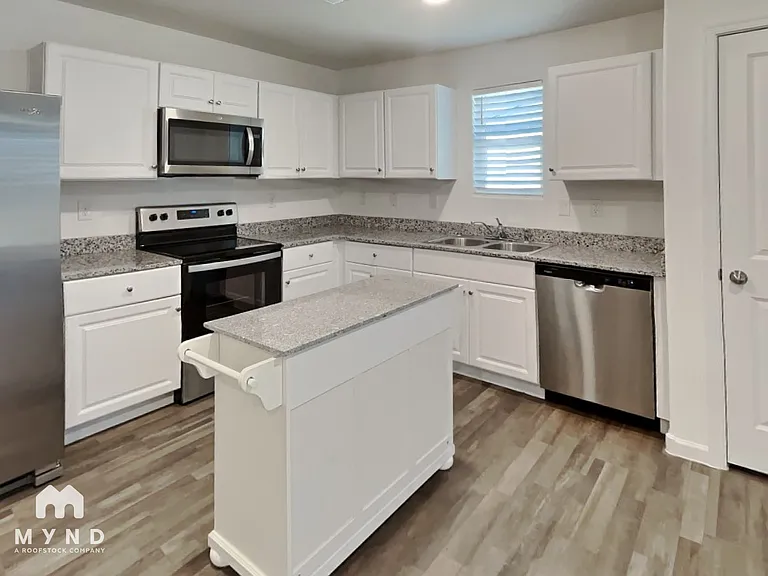 9770 W Heather Dr — Photo 7