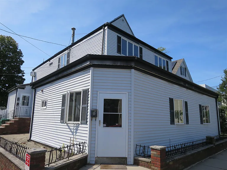 1 Winchester Pl — Photo 19