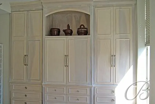 Rented by Bellmarc Realty | media 14