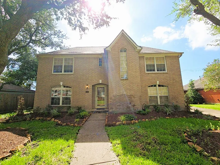 2502 Fairwind Dr — Photo 39