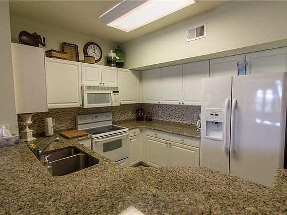 5th image of 15630 Ocean Walk Cir APT 208