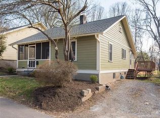 32 Richie St, Asheville, NC 28801