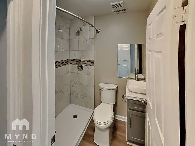 219 Chattaroy Dr — Photo 21