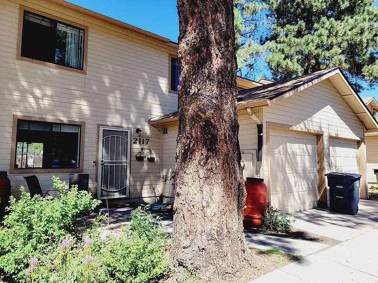 Front of house, 1 car Garage