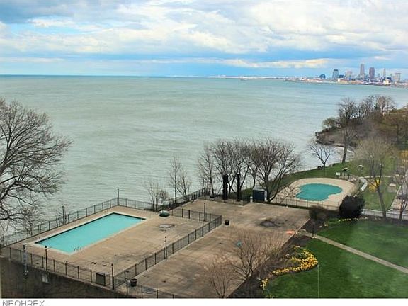 3rd image of 11820 Edgewater Dr APT 914