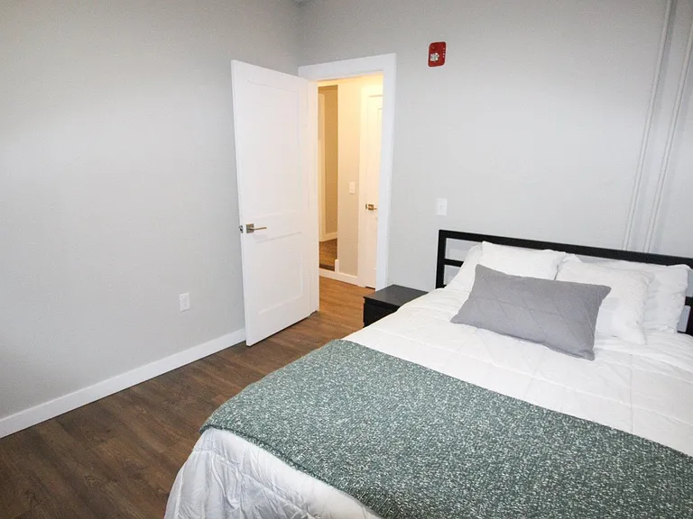 522 Stewart Ave — Photo 124