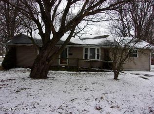 511 S Davis St, Forest, OH 45843