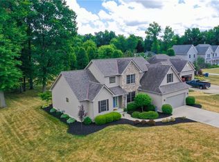 1006 Wallace Ct, Grafton, OH 44044