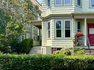101-103 Hammond St, Cambridge, MA 02138